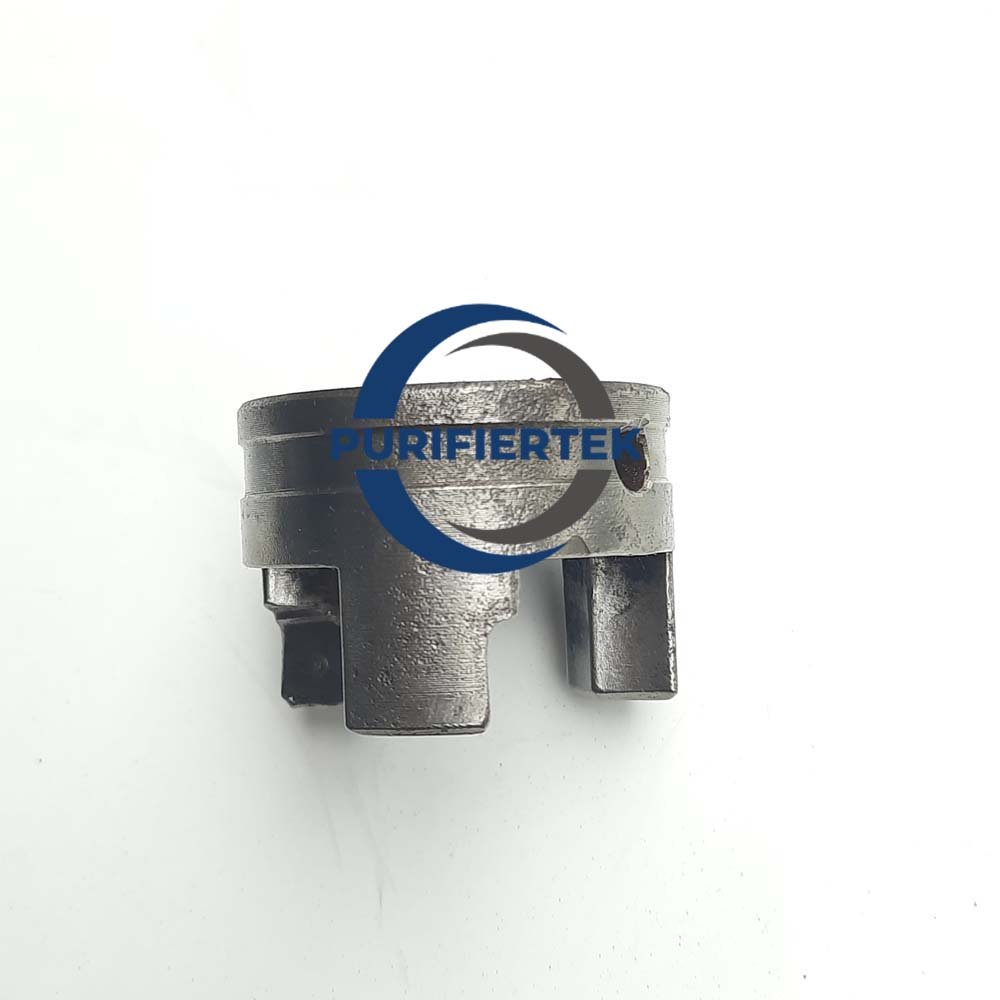 10-3-1.jpg MAB104B-14/24 Broke shoe with lining (517984 84)